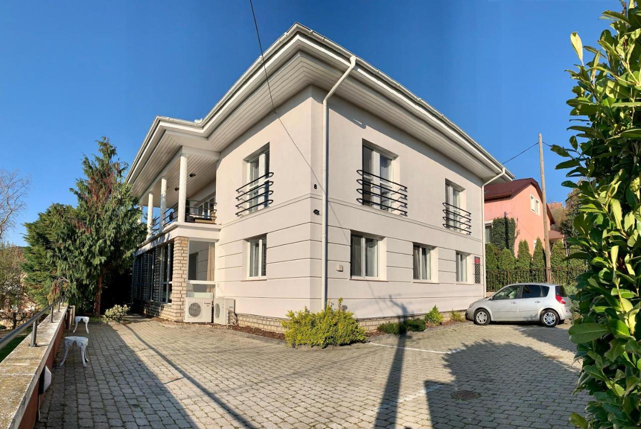 Koi Apartman Balatonalmádi Екстериор снимка
