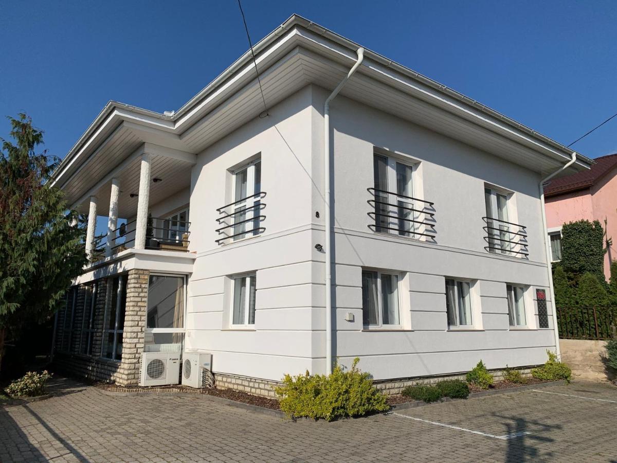 Koi Apartman Balatonalmádi Екстериор снимка