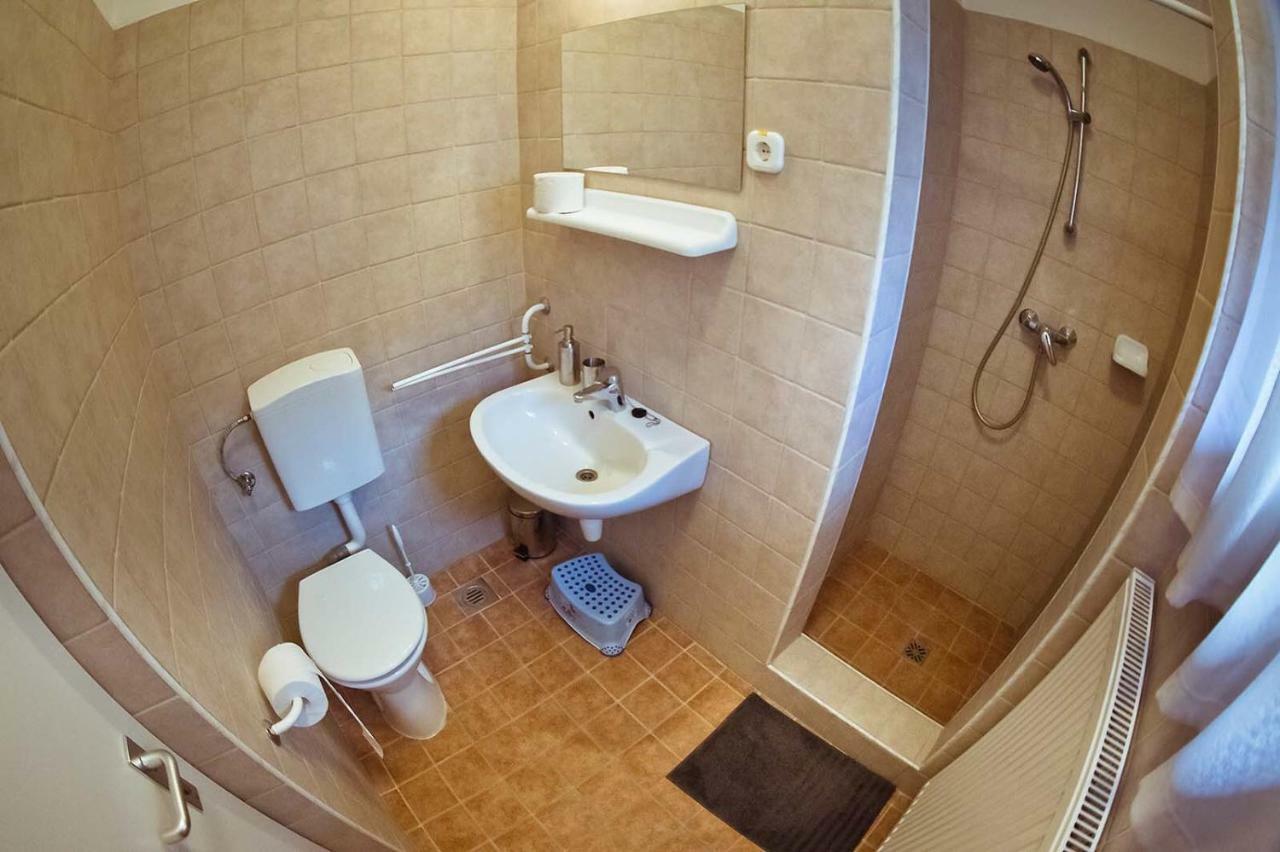 Koi Apartman Balatonalmádi Екстериор снимка