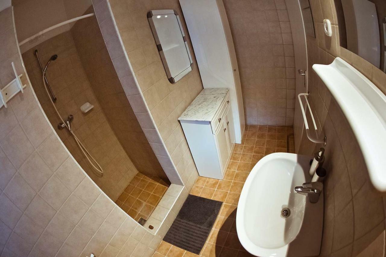 Koi Apartman Balatonalmádi Екстериор снимка